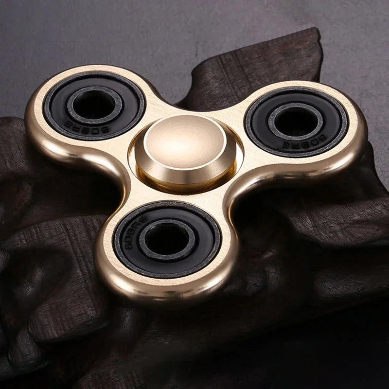 Experience Ultimate Relaxation with the Aluminum Alloy Fidget Spinner - Perfect Stress Relief Toy for All Ages!