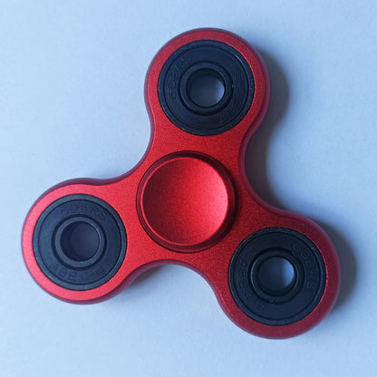 Experience Ultimate Relaxation with the Aluminum Alloy Fidget Spinner - Perfect Stress Relief Toy for All Ages!
