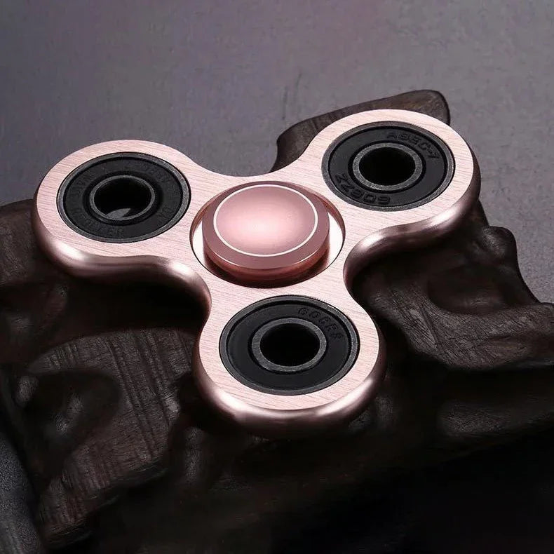 Experience Ultimate Relaxation with the Aluminum Alloy Fidget Spinner - Perfect Stress Relief Toy for All Ages!