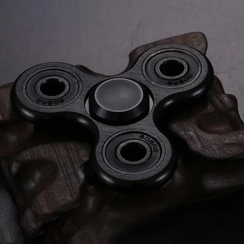 Experience Ultimate Relaxation with the Aluminum Alloy Fidget Spinner - Perfect Stress Relief Toy for All Ages!