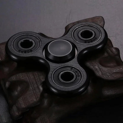 Experience Ultimate Relaxation with the Aluminum Alloy Fidget Spinner - Perfect Stress Relief Toy for All Ages!