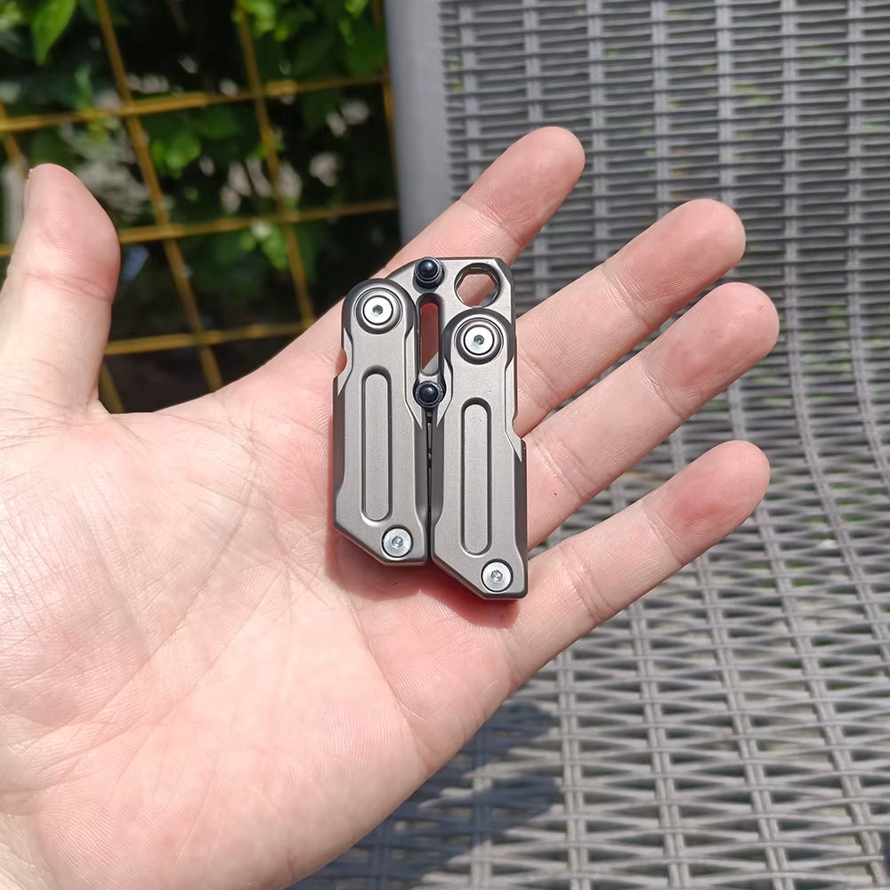Magnetic Fidget Coin EDC Tool - The Ultimate Stress Relief Companion for Adults, Perfect for Anxiety Management and Thoughtful Gifting