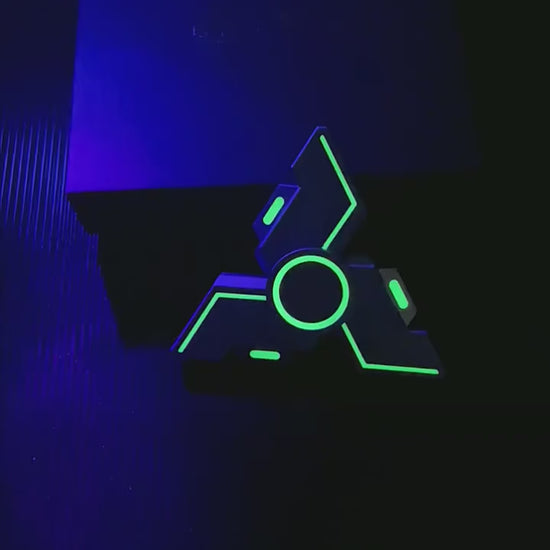 Experience Ultimate Relaxation with the Advanced Smart Luminous Fidget Spinner - Premium Metal Alloy Stress Relief Toy for All Ages!